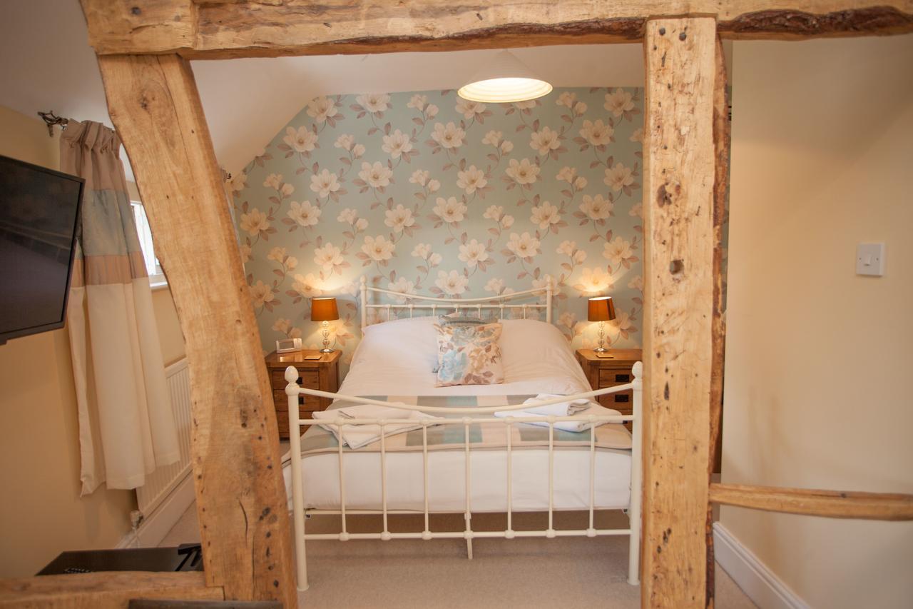 The Seven Stars Inn Pewsey Экстерьер фото