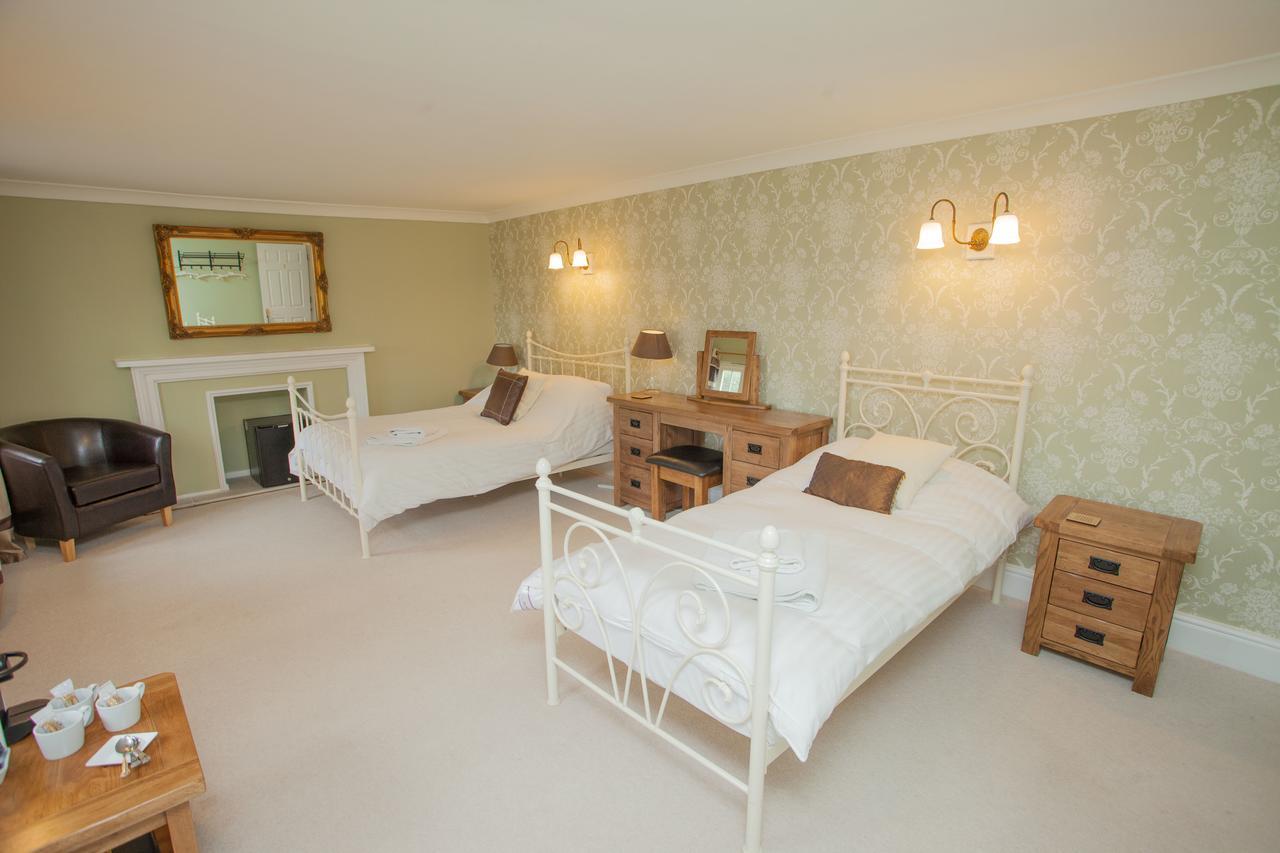 The Seven Stars Inn Pewsey Экстерьер фото